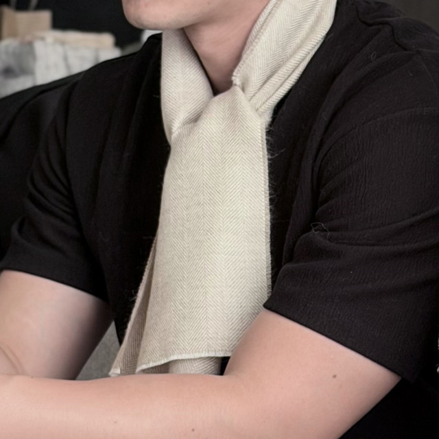 秘魯頂級皇家羊駝毛Royal Alpaca短版圍巾-淺焙燕麥人字紋BF12