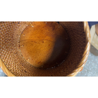 【不完美系列】印尼手工藤編圓形接木高腳籃