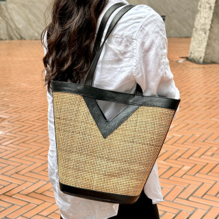 印尼手工肩背牛皮托特包-黑色