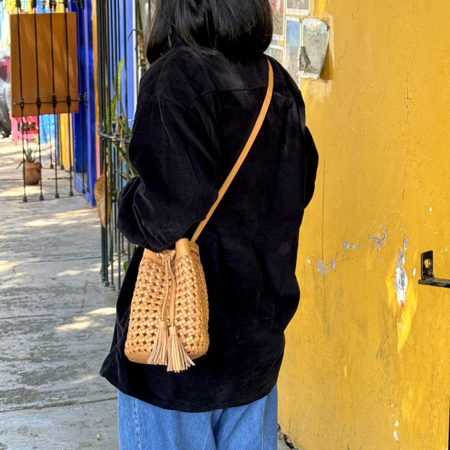 印尼手工真皮編織水桶包