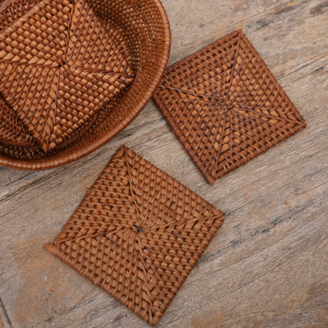印尼手工藤編方形杯墊