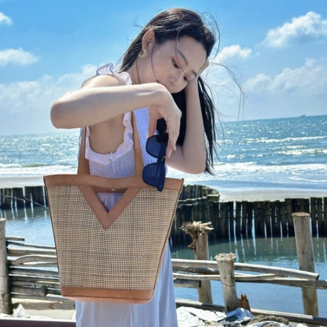 印尼手工肩背牛皮托特包-橘咖色