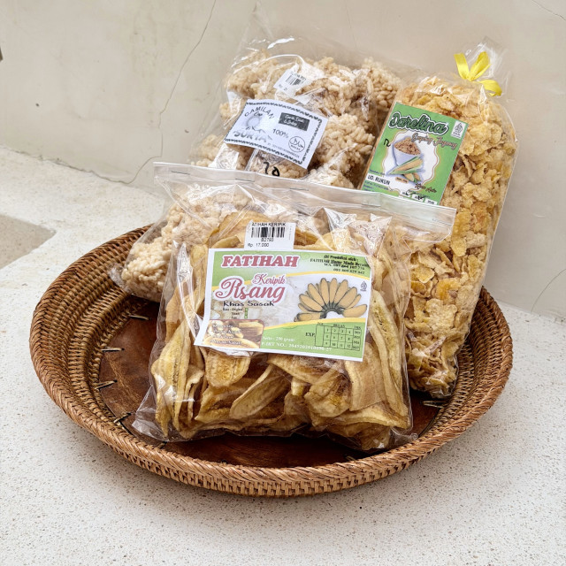 印尼手工藤編ATA拼接木頭圓形籃