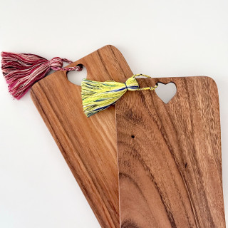 泰國手工相思木砧板 (愛心-中)